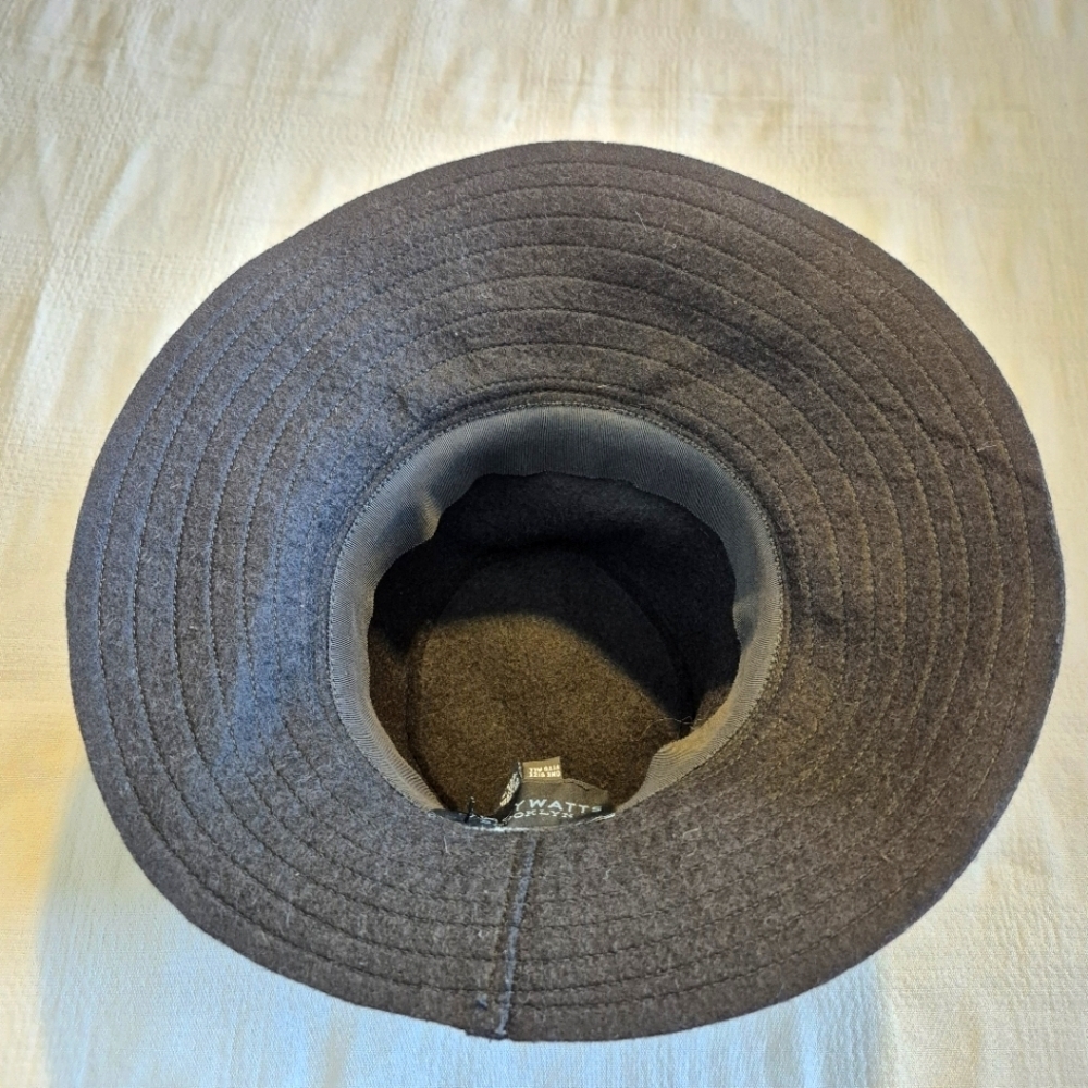 Tracy Watts Brooklyn one size black 100% wool hat Made in USA - Picture 3 of 6